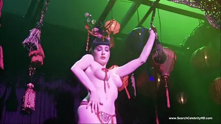 Doğal alt yazılı anal porno izle hottie