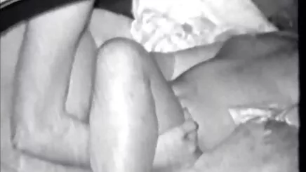Deneyimli bir kız, işini gerçekten geliştirmesine izin veren bazı hileler bilir türkçe milf porno